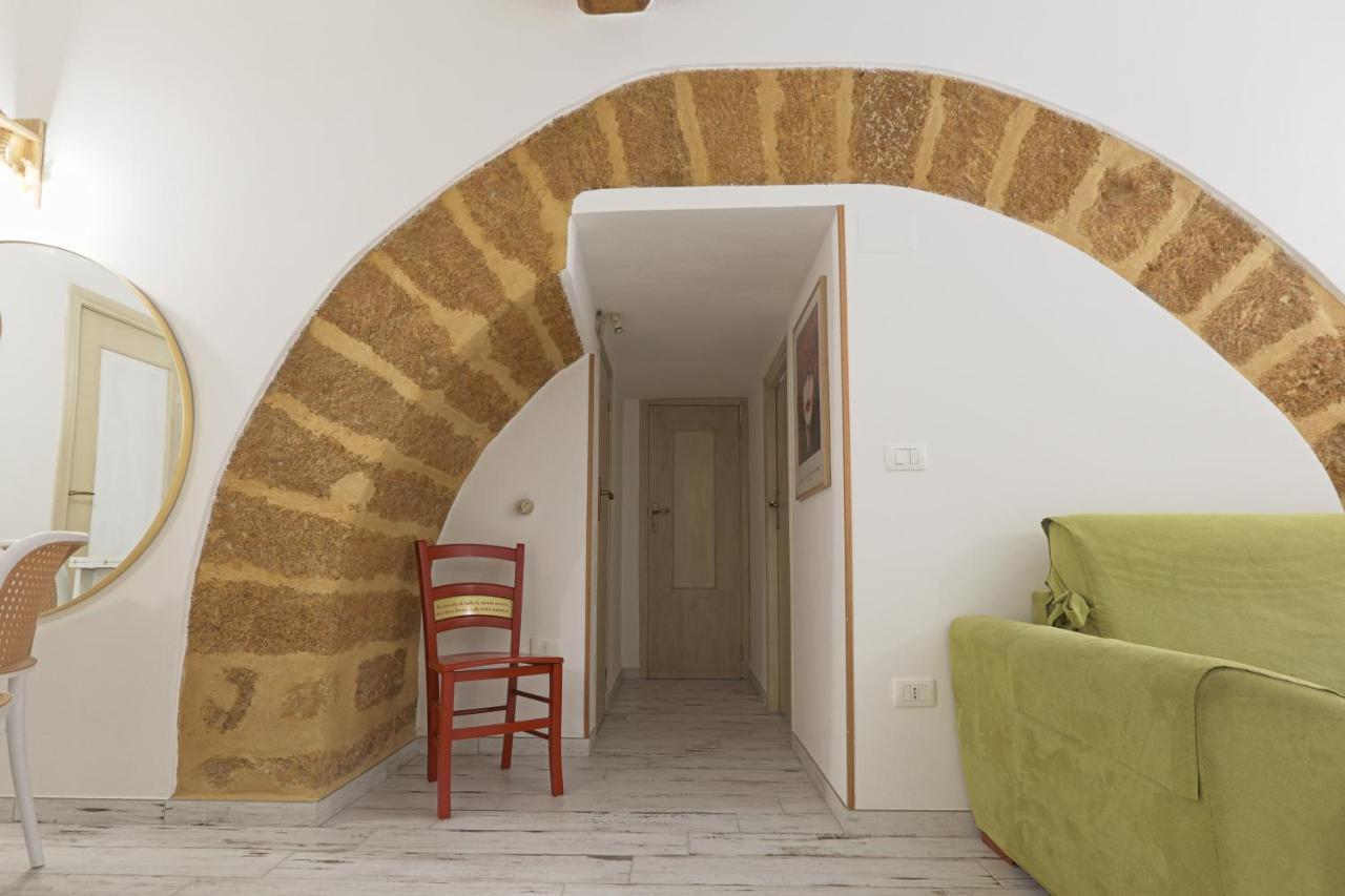 La Sedia Rossa Historical Centre Apartment Agrigento Exterior foto